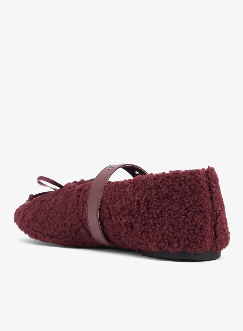 Ginger Burgandy faux fur ballet flats for Women | Best Price UAE